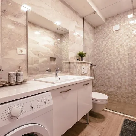 Niko Apartament Makarska