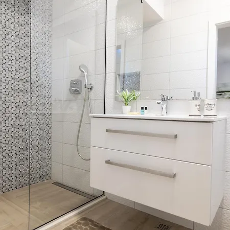 Appartement Niko Makarska